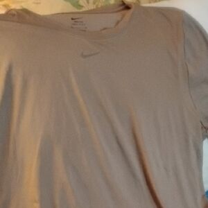Nike Men’s Short-Sleeve Tee in Beige